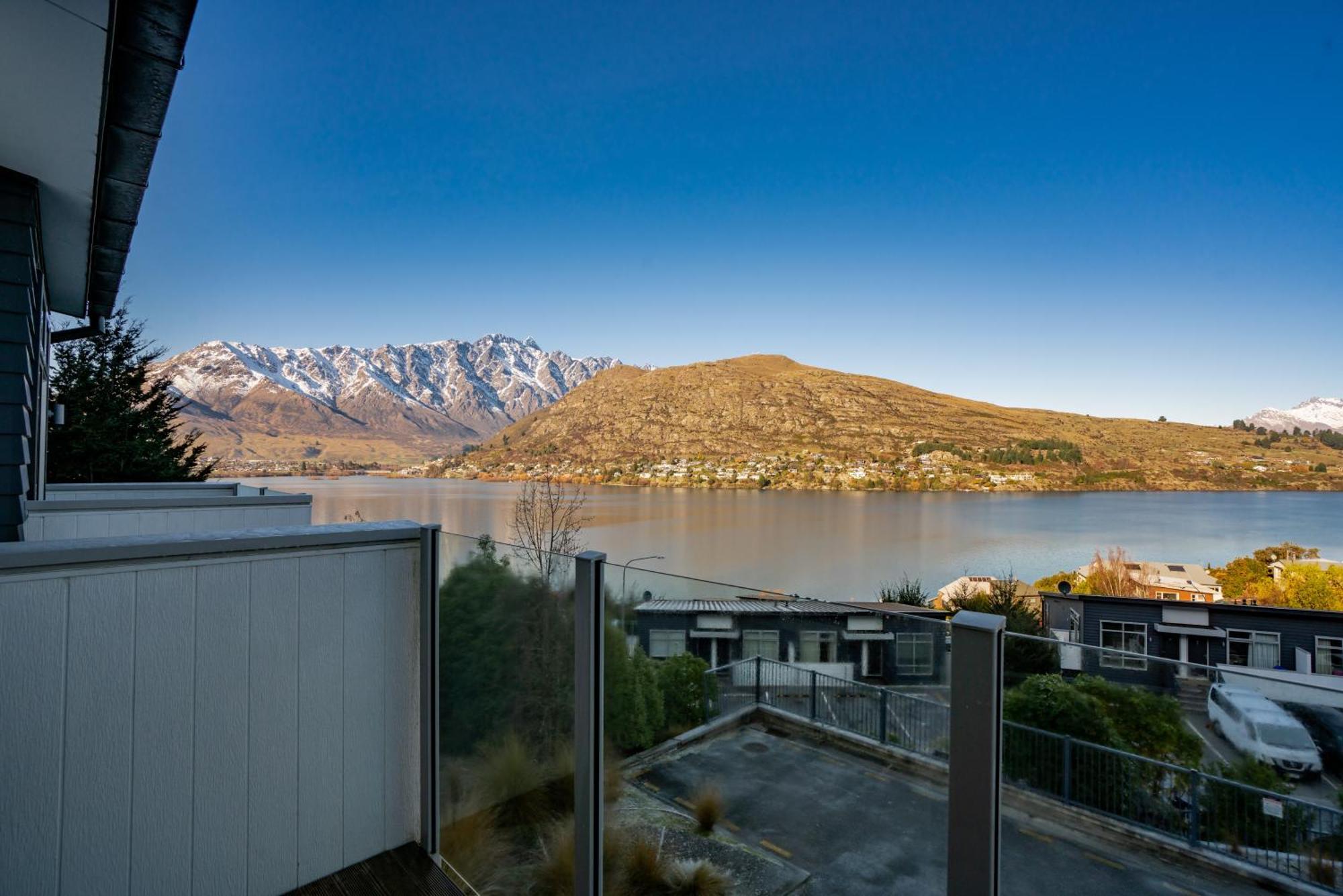 2-Bedroom Apartment With Lake & Mountain View - Beechwood Queenstown Exterior foto